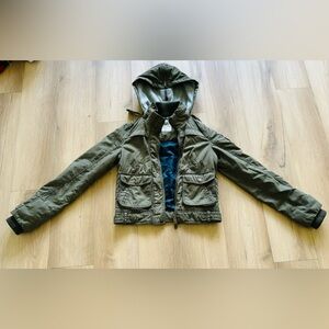 American Eagle Bomber Jacket, green, hooded, lined, pockets, short